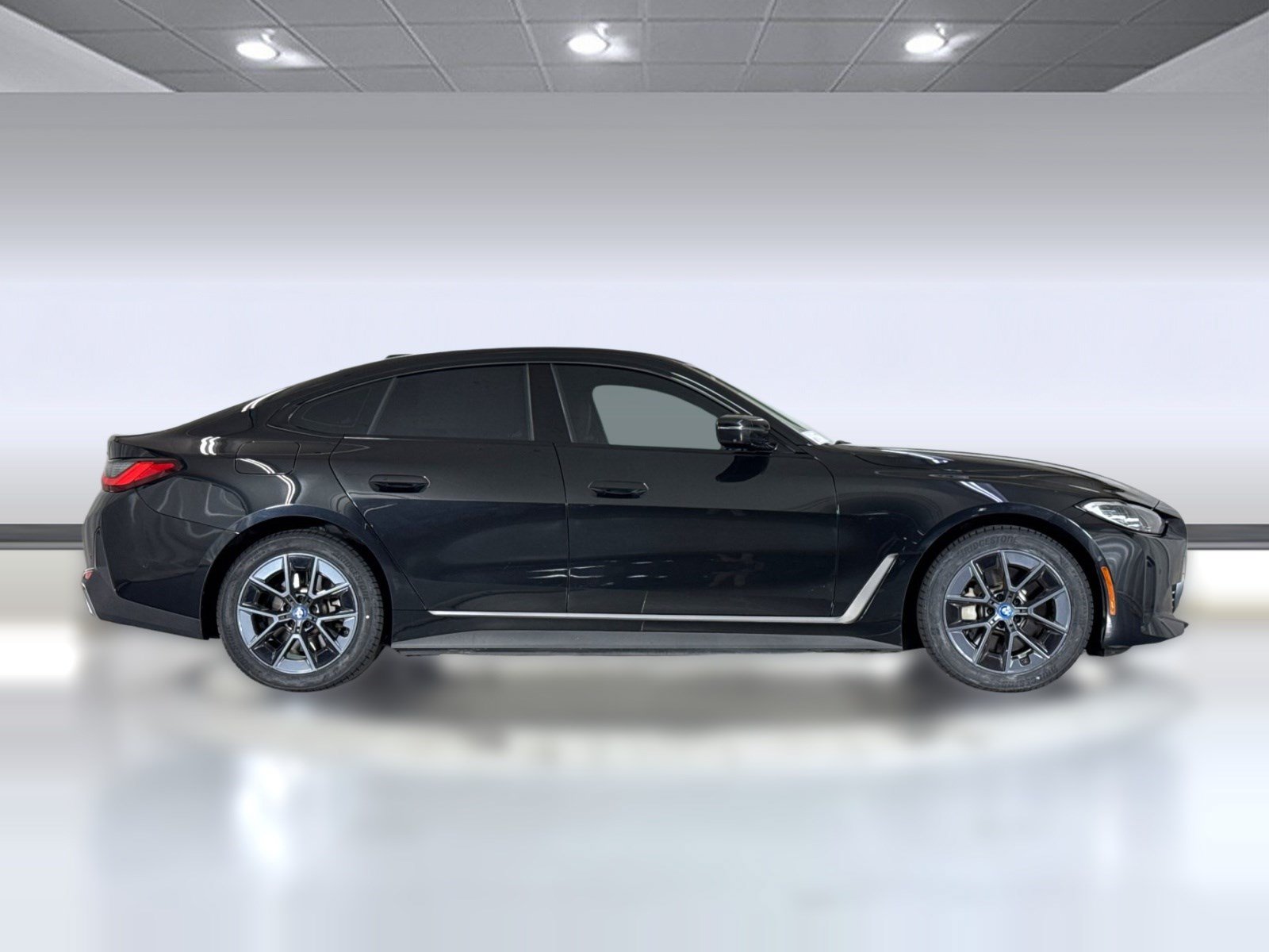 Certified 2023 BMW i4 eDrive40 w/ Premium Package RWD image 8