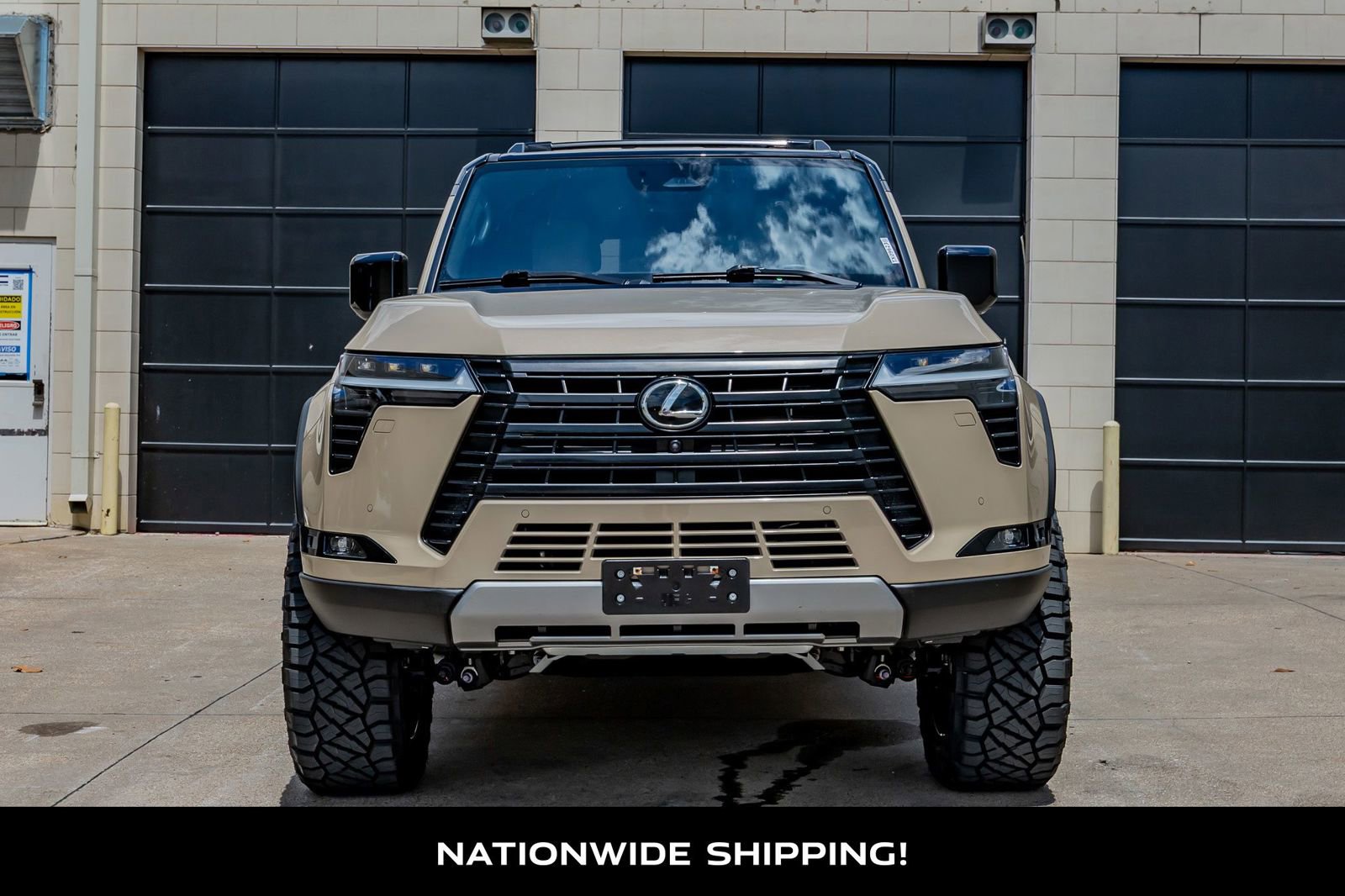 Used 2025 Lexus GX 550 AWD/4WD image 4