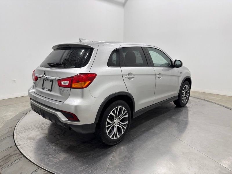 Used 2019 Mitsubishi Outlander Sport ES AWD/4WD image 4