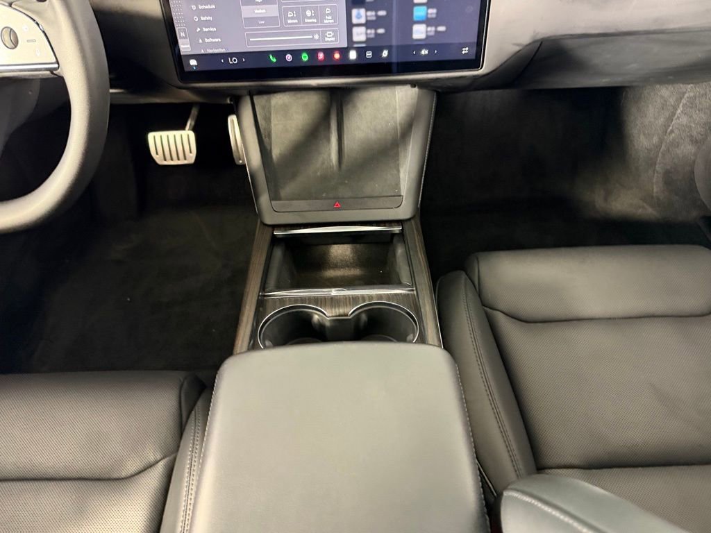 Used 2024 Tesla Model S AWD/4WD image 17