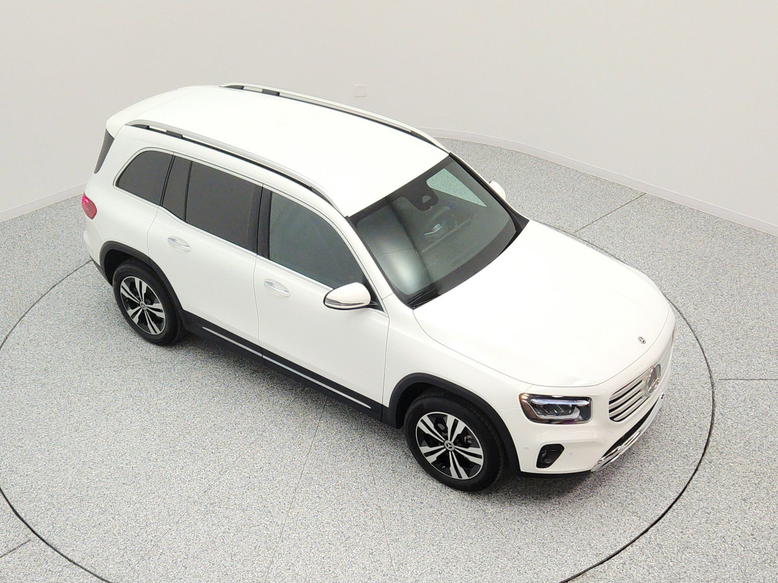 Used 2025 Mercedes-Benz GLB 250 image 24