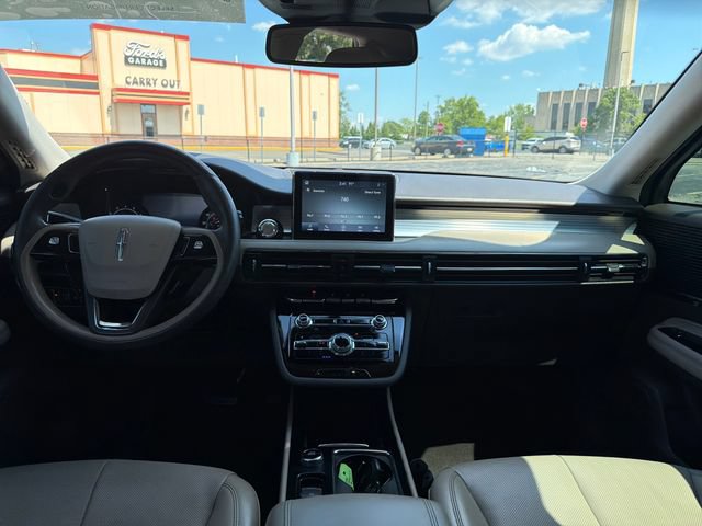 Certified 2020 Lincoln Corsair AWD w/ Equipment Group 101A image 15