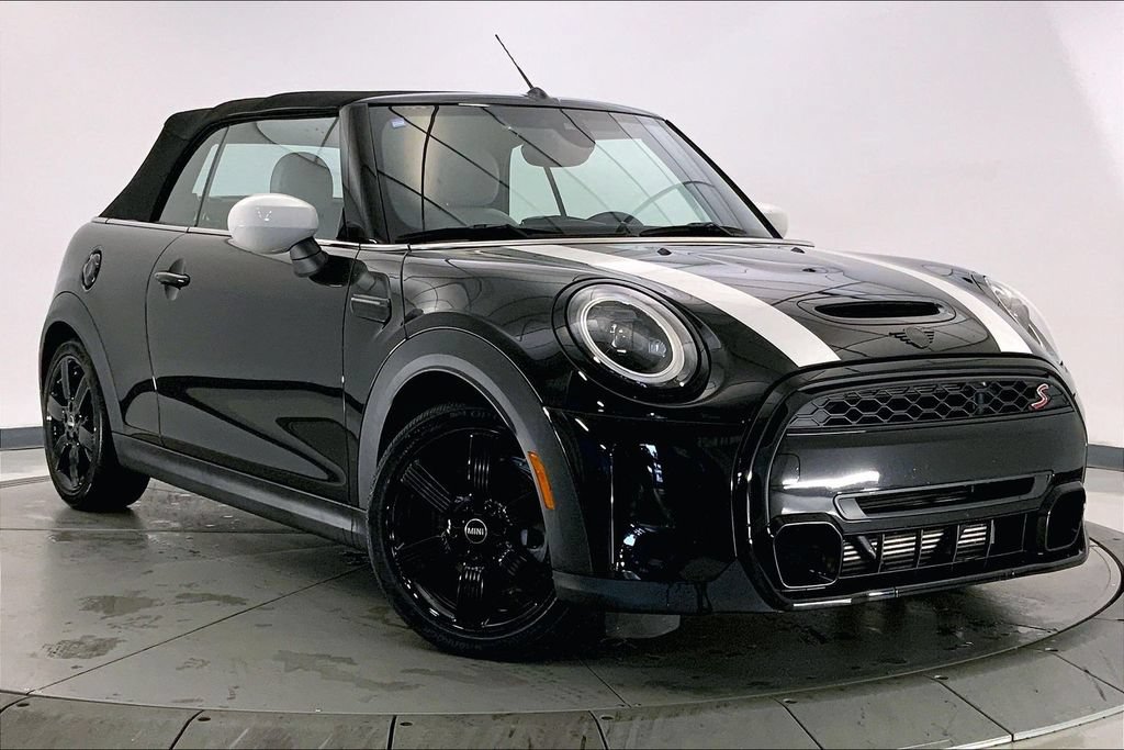 Certified 2023 MINI Cooper S w/ Signature Upholstery Package FWD image 31