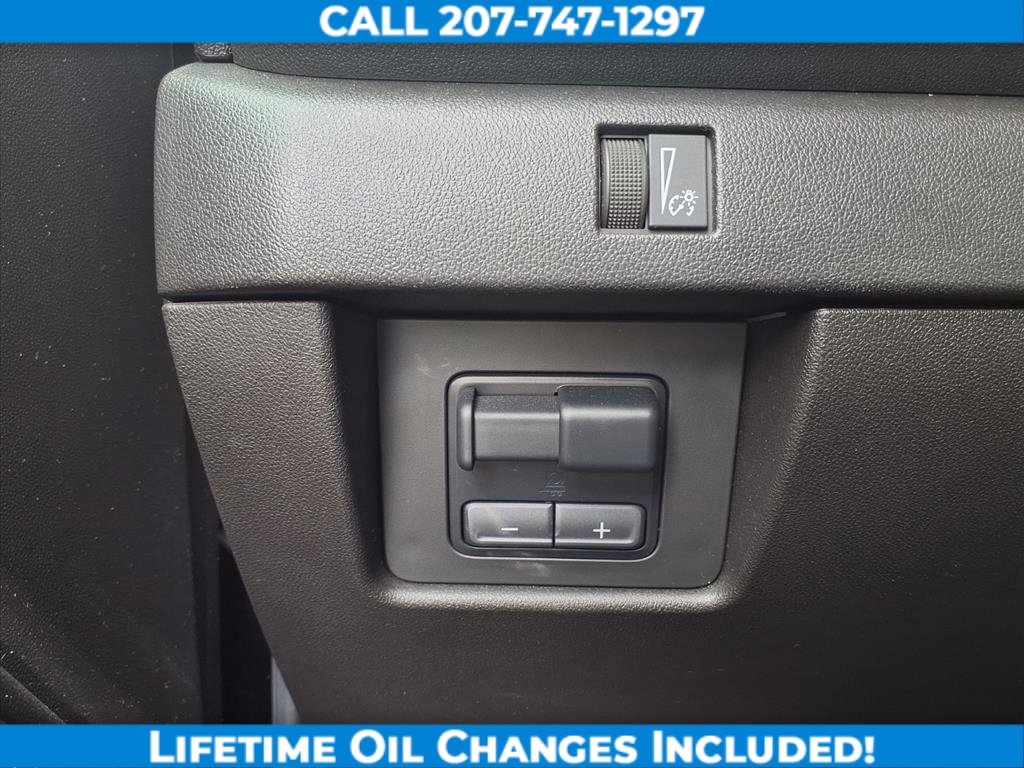 Used 2024 Chevrolet Colorado Trail Boss w/ Advanced Trailering Package image 12