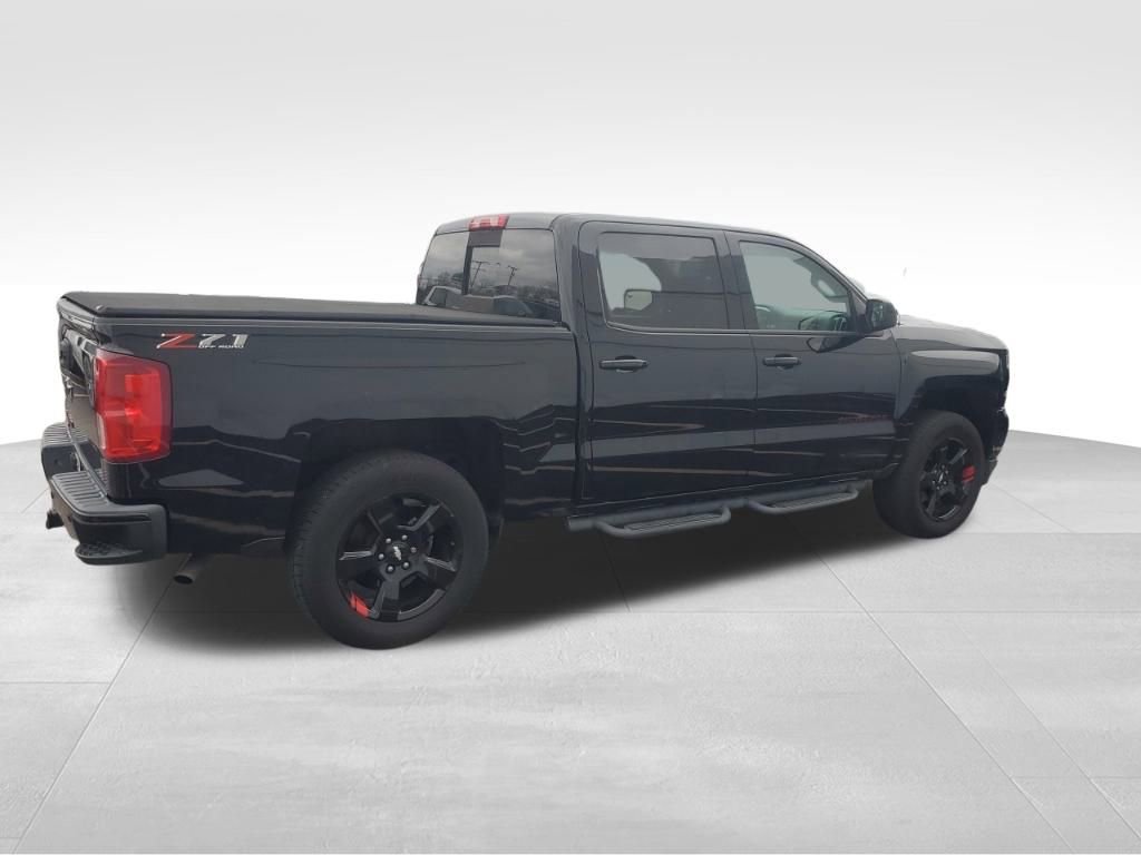 Used 2018 Chevrolet Silverado 1500 LTZ Z71 w/ Redline Edition image 4