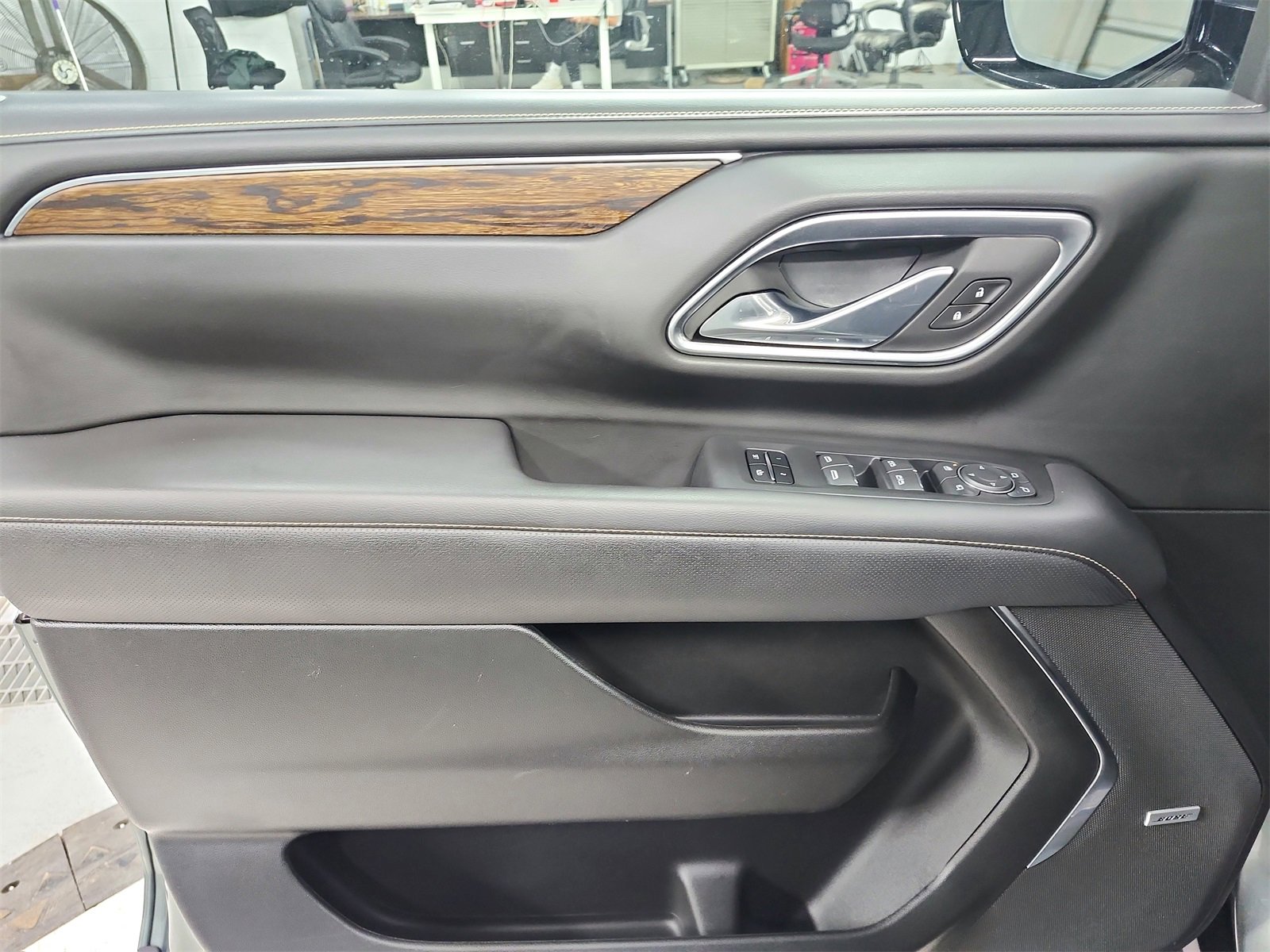 Used 2024 Chevrolet Tahoe Premier image 35