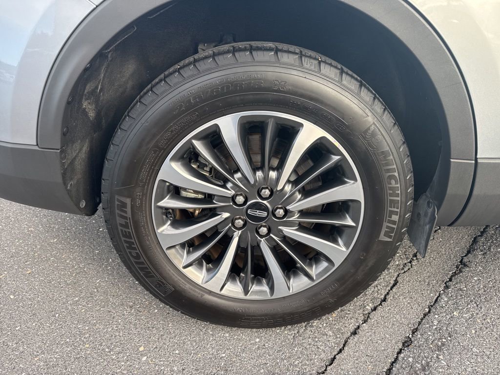 Certified 2023 Lincoln Nautilus AWD image 11