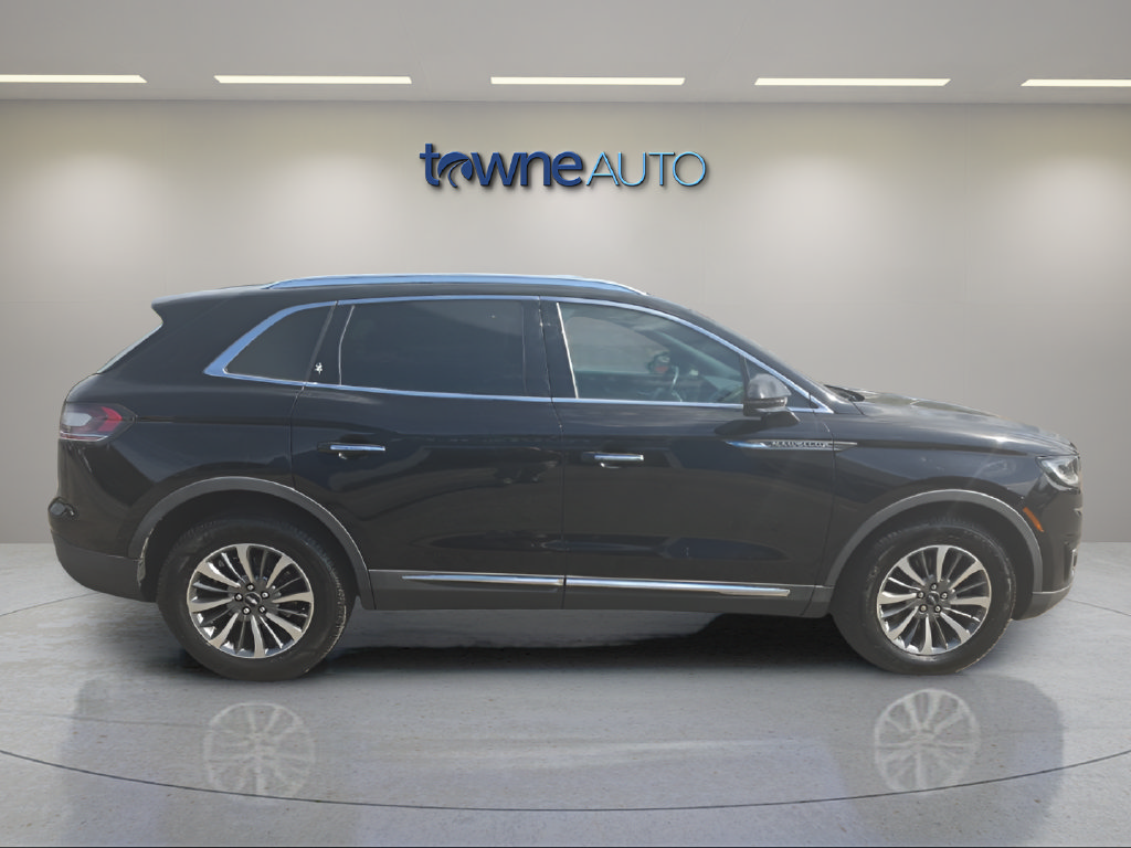 Used 2020 Lincoln Nautilus Reserve AWD/4WD image 6