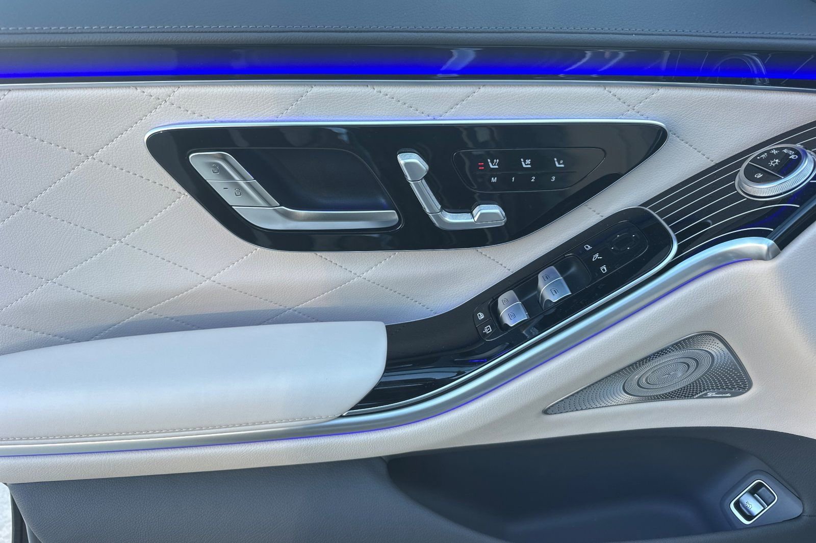 New 2026 Mercedes-Benz S 500 4MATIC image 21