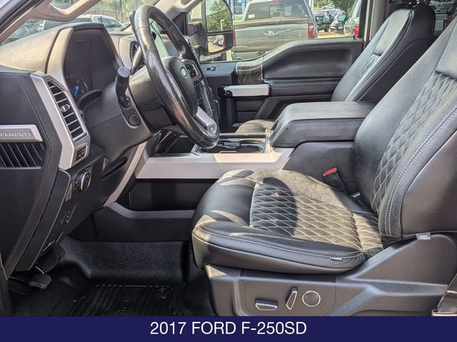 Used 2017 Ford F250 Lariat w/ Lariat Ultimate Package AWD/4WD image 14