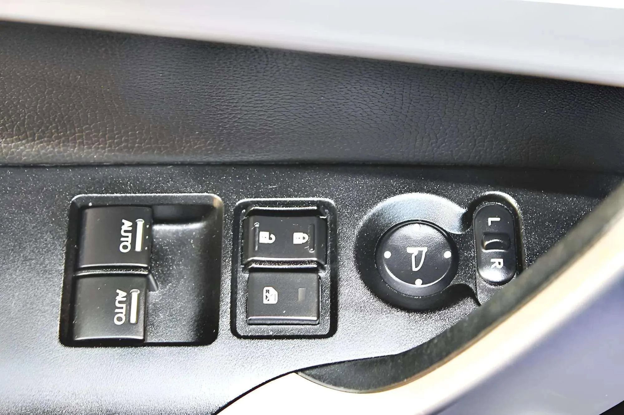 Used 2014 Honda Accord EX-L image 22