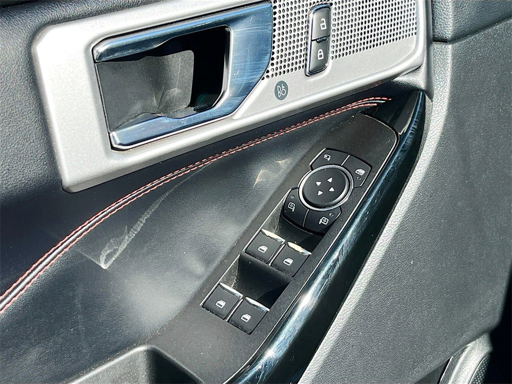 Used 2022 Ford Explorer ST-Line image 18