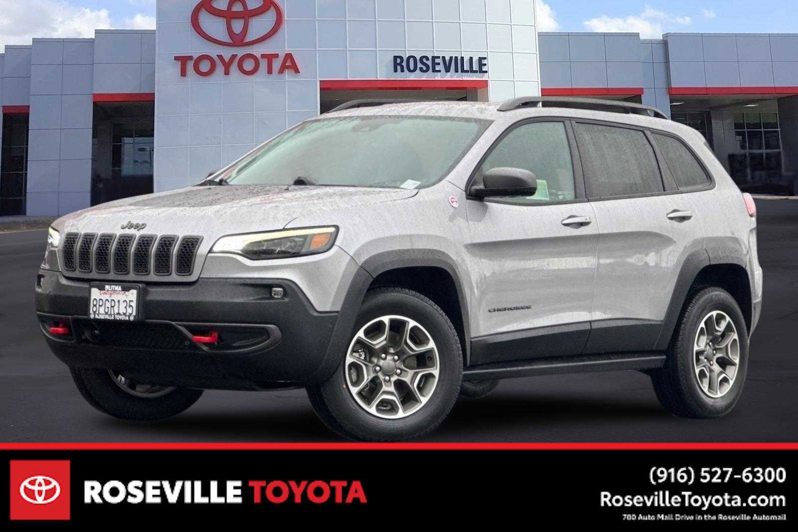 Used 2020 Jeep Cherokee Trailhawk image 1