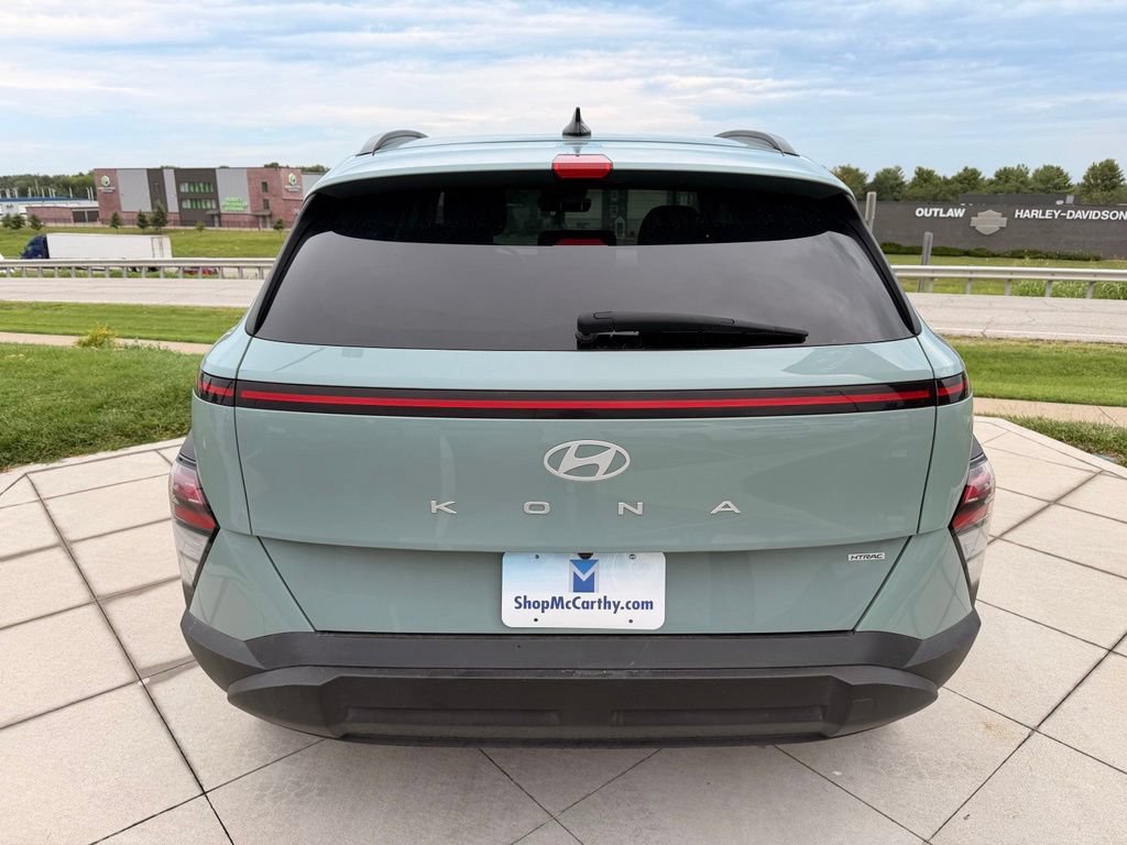 Used 2025 Hyundai Kona SEL AWD/4WD image 8