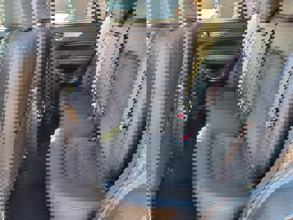 Used 2020 MAZDA CX-5 Touring image 8