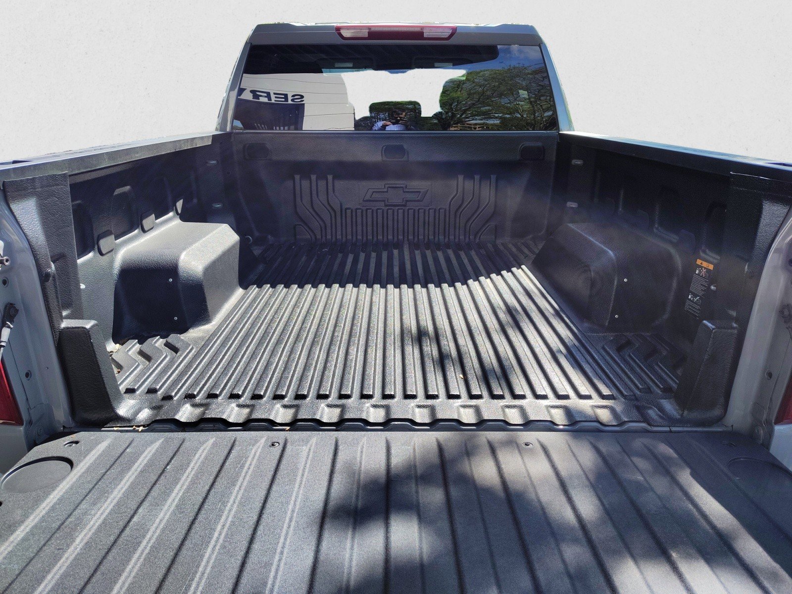 Used 2024 Chevrolet Silverado 1500 LT AWD/4WD image 17