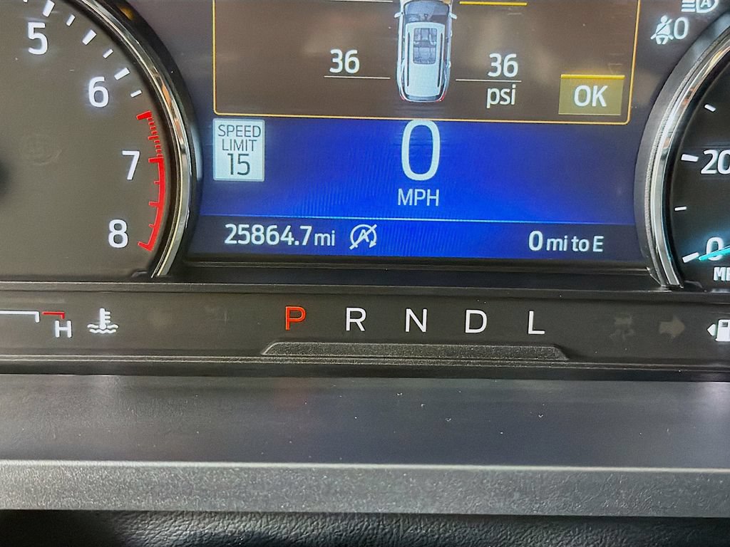 Used 2024 Ford Explorer XLT w/ Equipment Group 202A AWD/4WD image 33