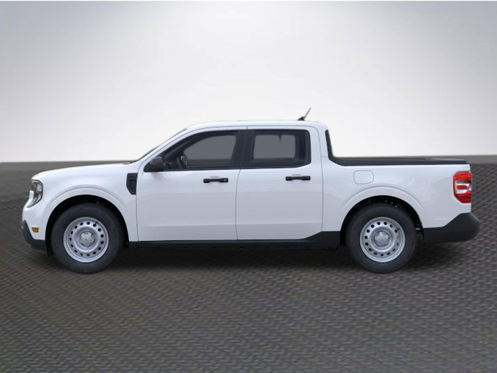 New 2026 Ford Maverick XL image 3