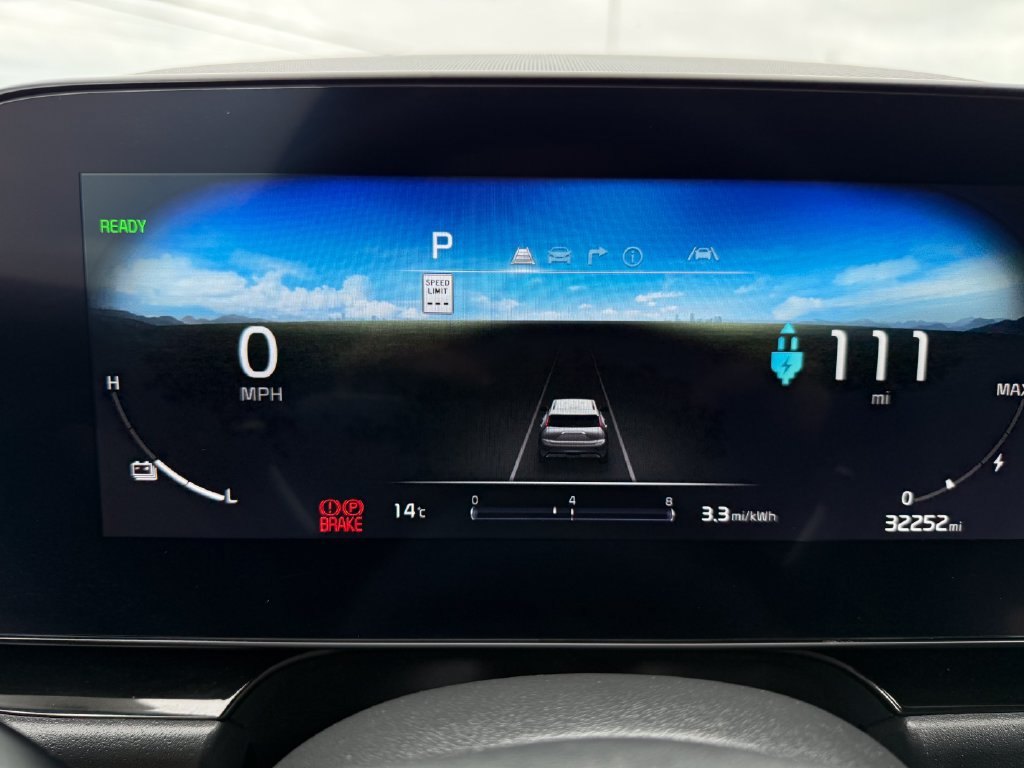 Certified 2023 Kia Niro Wind FWD image 27
