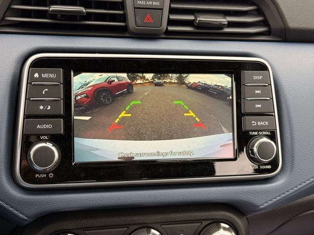 New 2025 Nissan Versa SV w/ Trunk Package FWD image 28