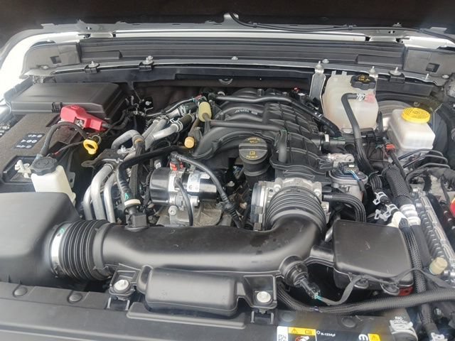 Used 2023 Jeep Wrangler Unlimited Sahara AWD/4WD image 42