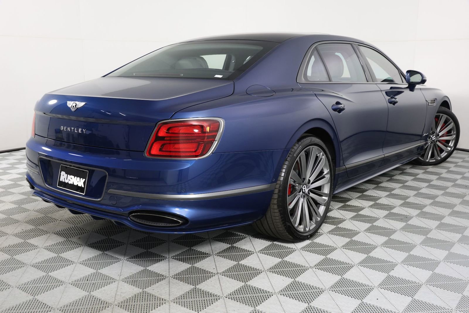 New 2025 Bentley Flying Spur Speed image 9