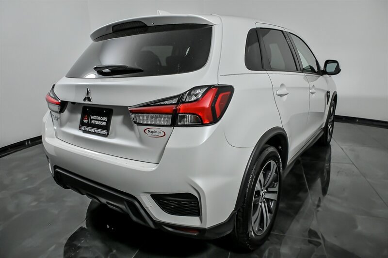Used 2020 Mitsubishi Outlander Sport ES FWD image 10