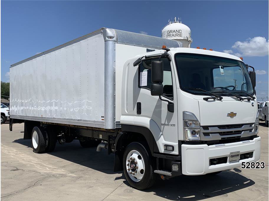 Used 2024 Chevrolet Low Cab Forward 6500XD RWD image 3