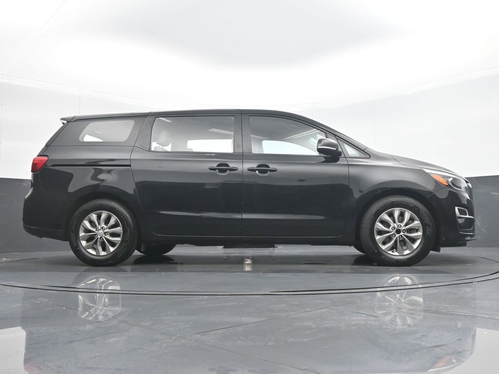 Used 2020 Kia Sedona L FWD image 32