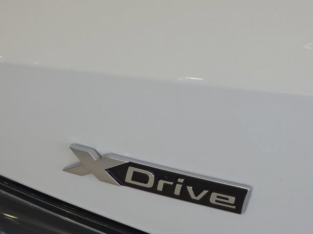 Used 2023 BMW M4 xDrive Competition AWD/4WD image 15