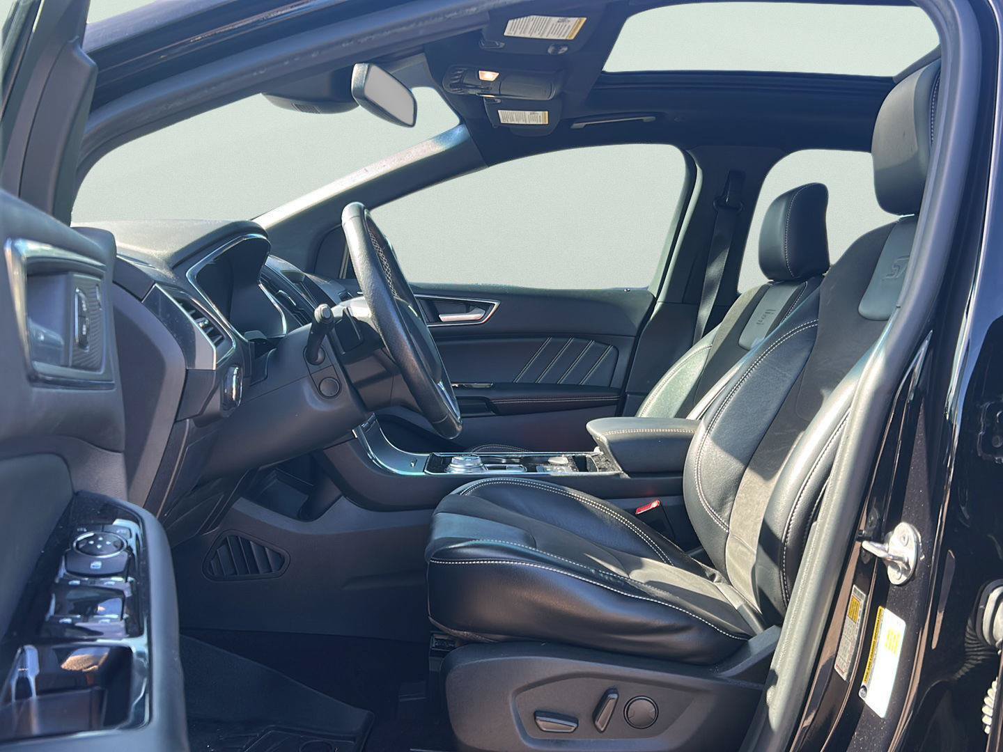 Used 2020 Ford Edge ST w/ Equipment Group 401A AWD/4WD image 7
