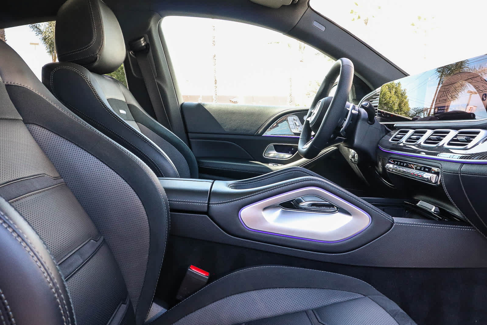 Used 2024 Mercedes-Benz GLE 53 AMG 4MATIC Coupe image 30