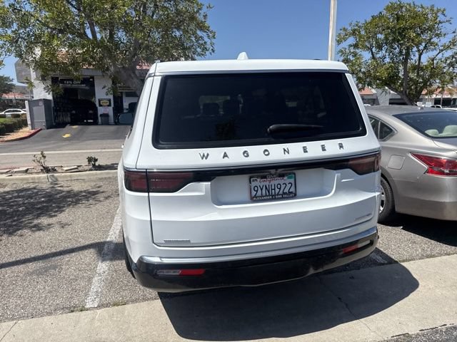 Used 2023 Jeep Wagoneer L Series II AWD/4WD image 4
