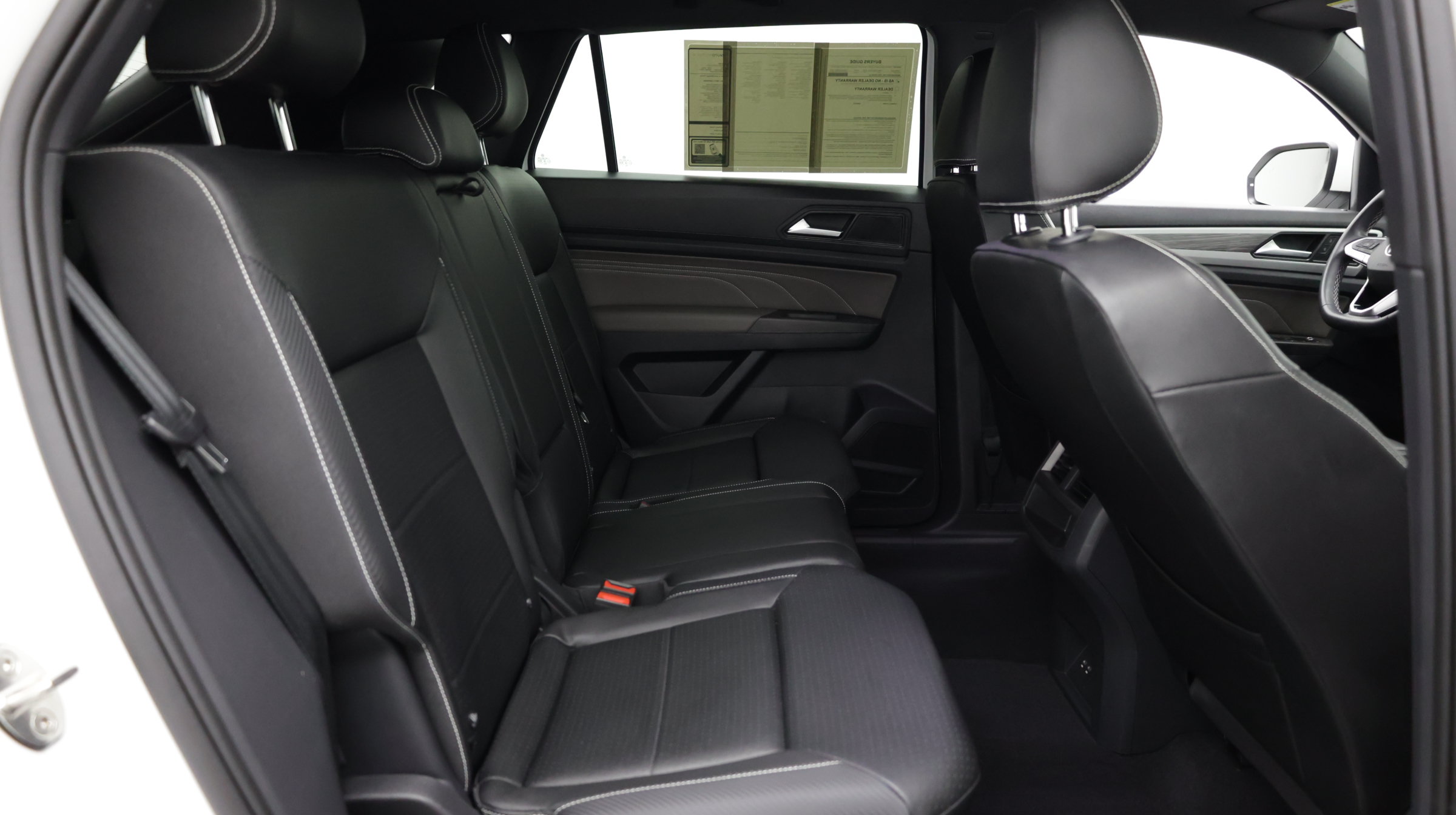 Used 2023 Volkswagen Atlas Cross Sport SE FWD image 32
