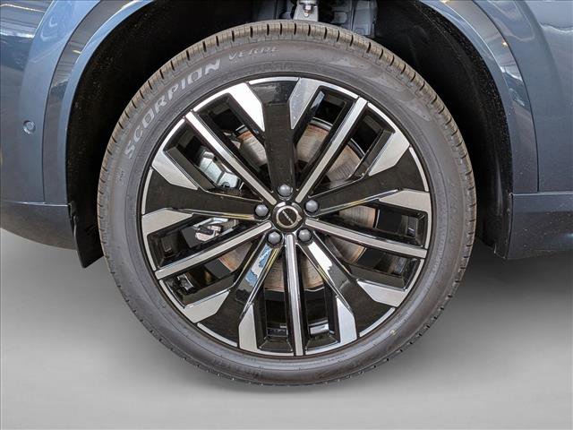 New 2026 Volvo XC90 T8 Ultra w/ Protection Package Premier image 11