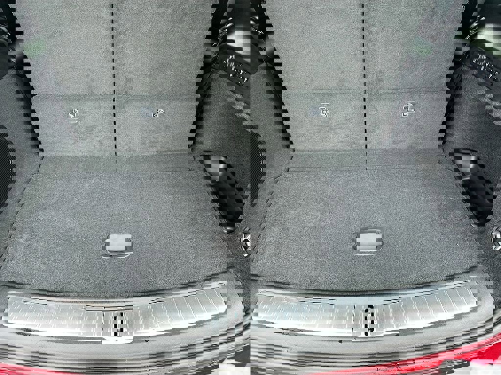 New 2025 Jeep Grand Cherokee L Overland w/ Advanced Protech Group III image 29