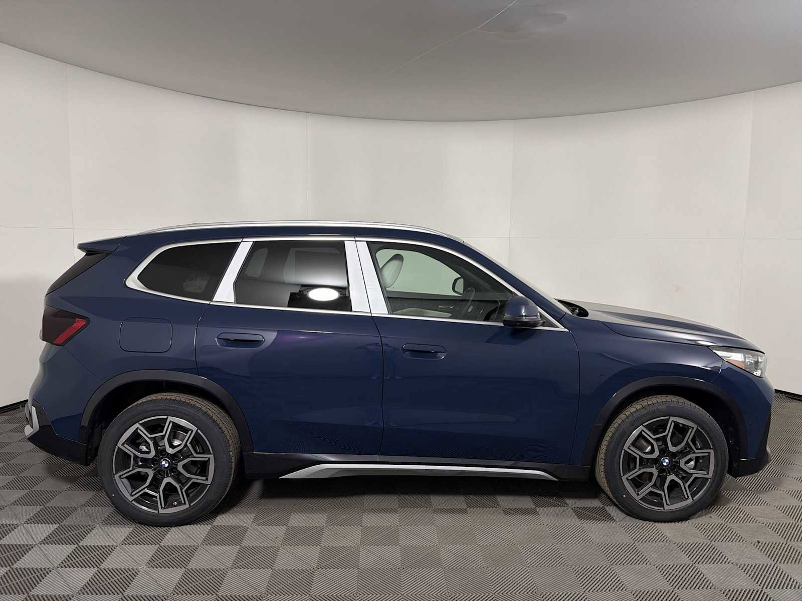 New 2026 BMW X1 xDrive28i w/ Technology Package image 8