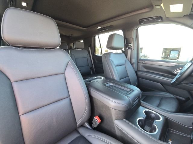 Used 2023 Chevrolet Tahoe Z71 w/ Luxury Package AWD/4WD image 22