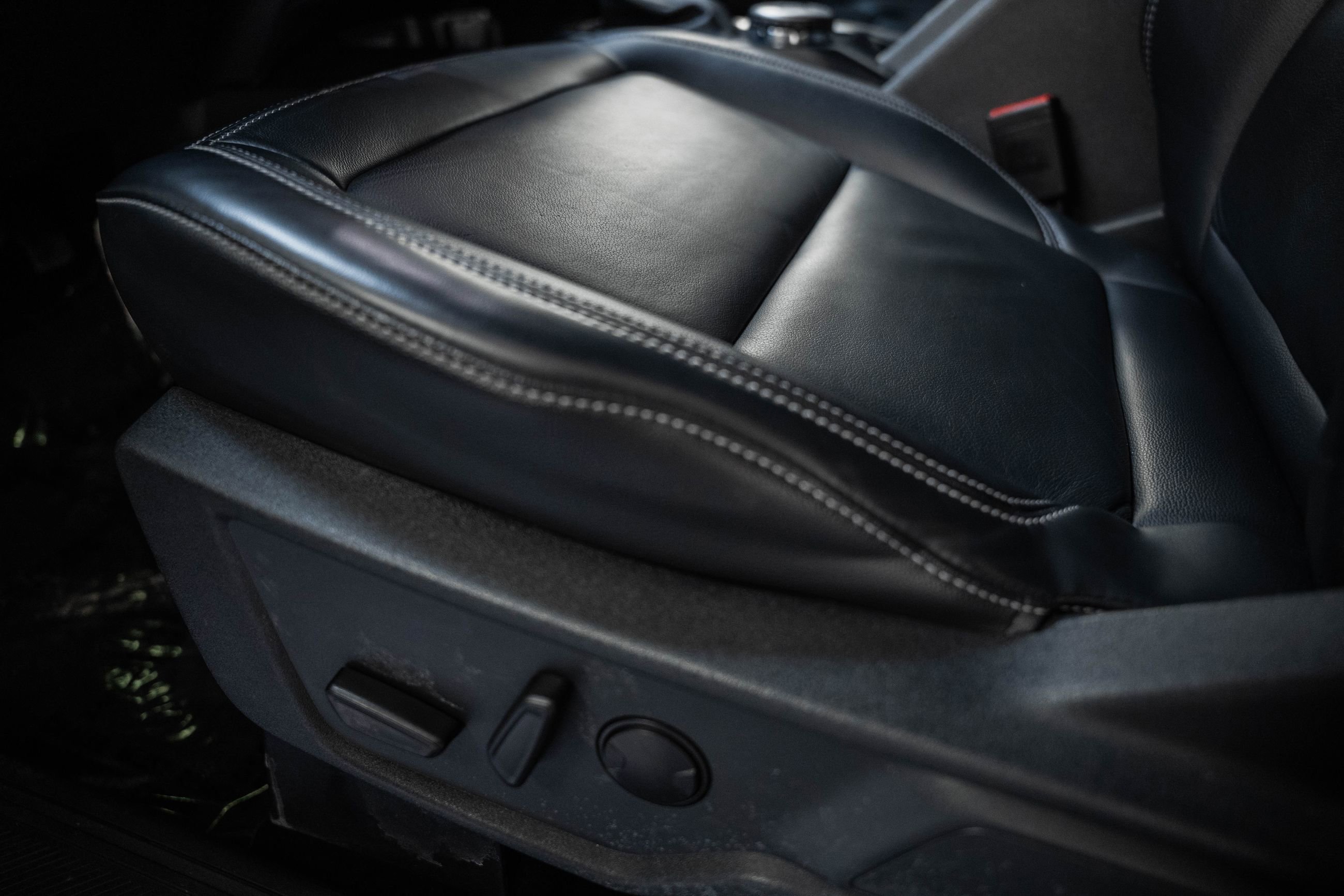 Used 2025 Ford Bronco Outer Banks image 41