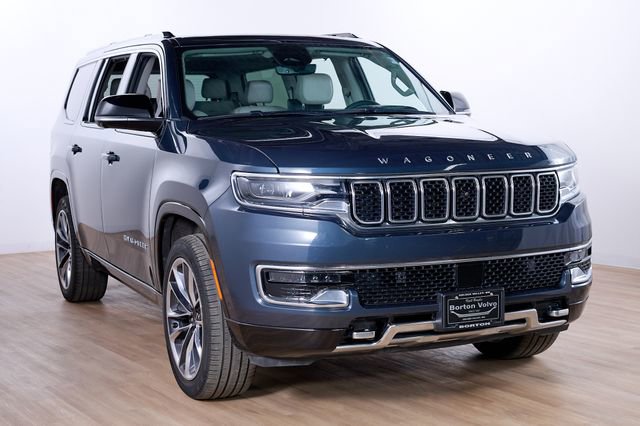 Used 2023 Jeep Wagoneer Series III w/ Premium Group I image 3