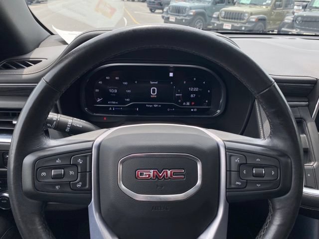 Used 2022 GMC Yukon XL SLT w/ SLT Luxury Package AWD/4WD image 13