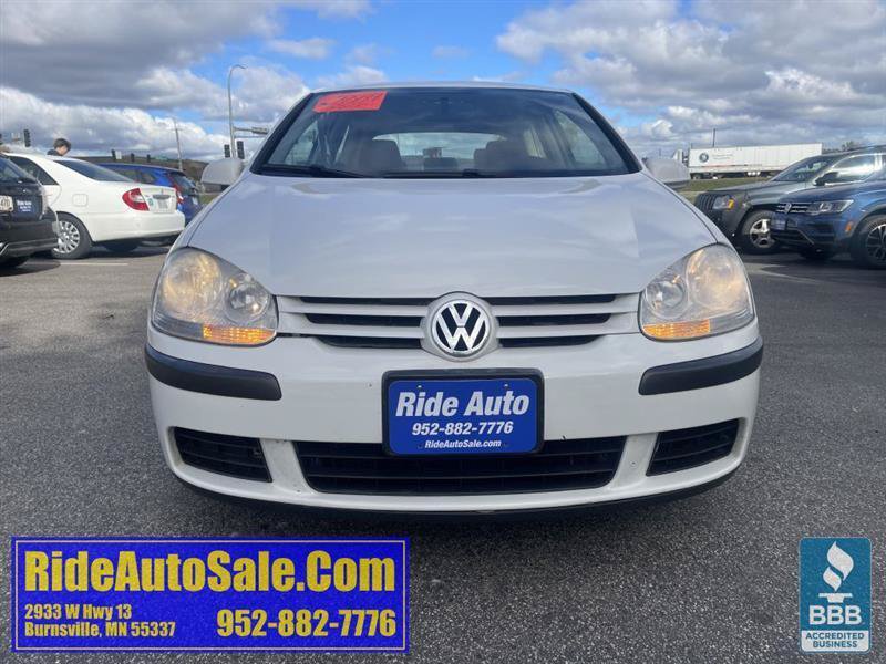 Used 2009 Volkswagen Rabbit S w/ Cold Weather Pkg FWD image 2