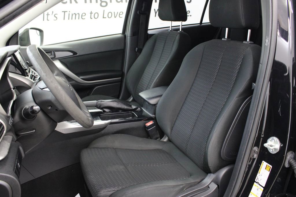 Used 2020 Mitsubishi Eclipse Cross ES FWD image 13