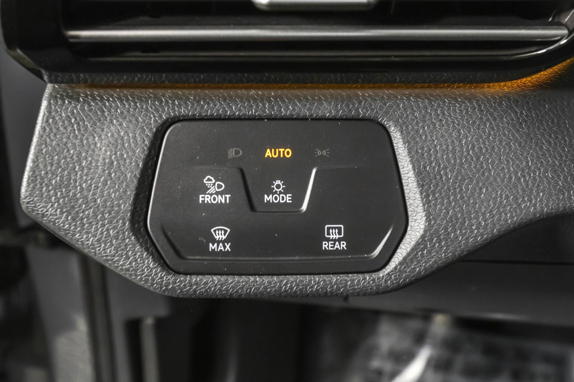 Used 2021 Volkswagen ID.4 Pro S image 28