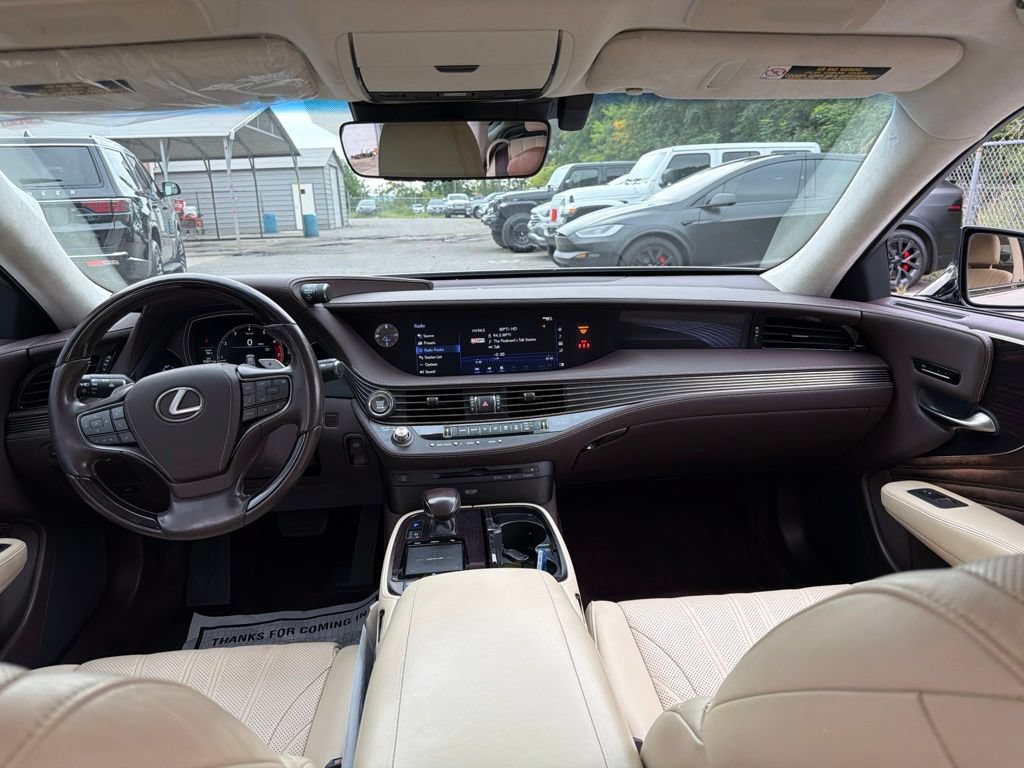 Used 2019 Lexus LS 500 w/ Interior Upgrade Package RWD image 22