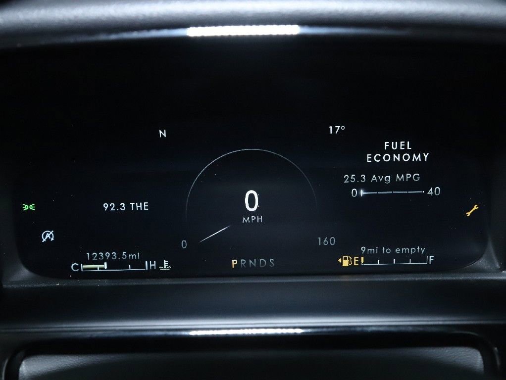 Used 2023 Lincoln Nautilus AWD w/ Premium Package image 24