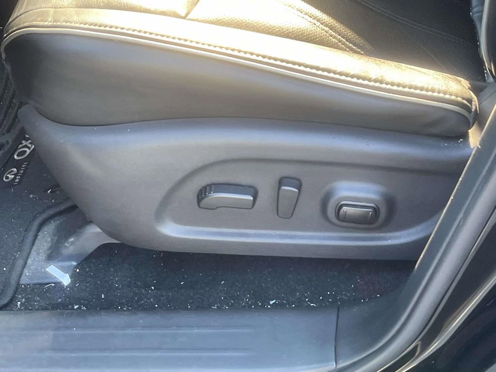 Used 2019 INFINITI QX60 Luxe w/ Essential Package image 18