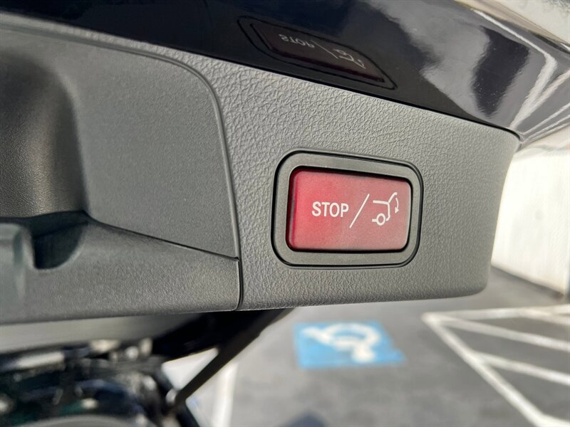 Used 2023 Mercedes-Benz EQB 300 4MATIC image 23