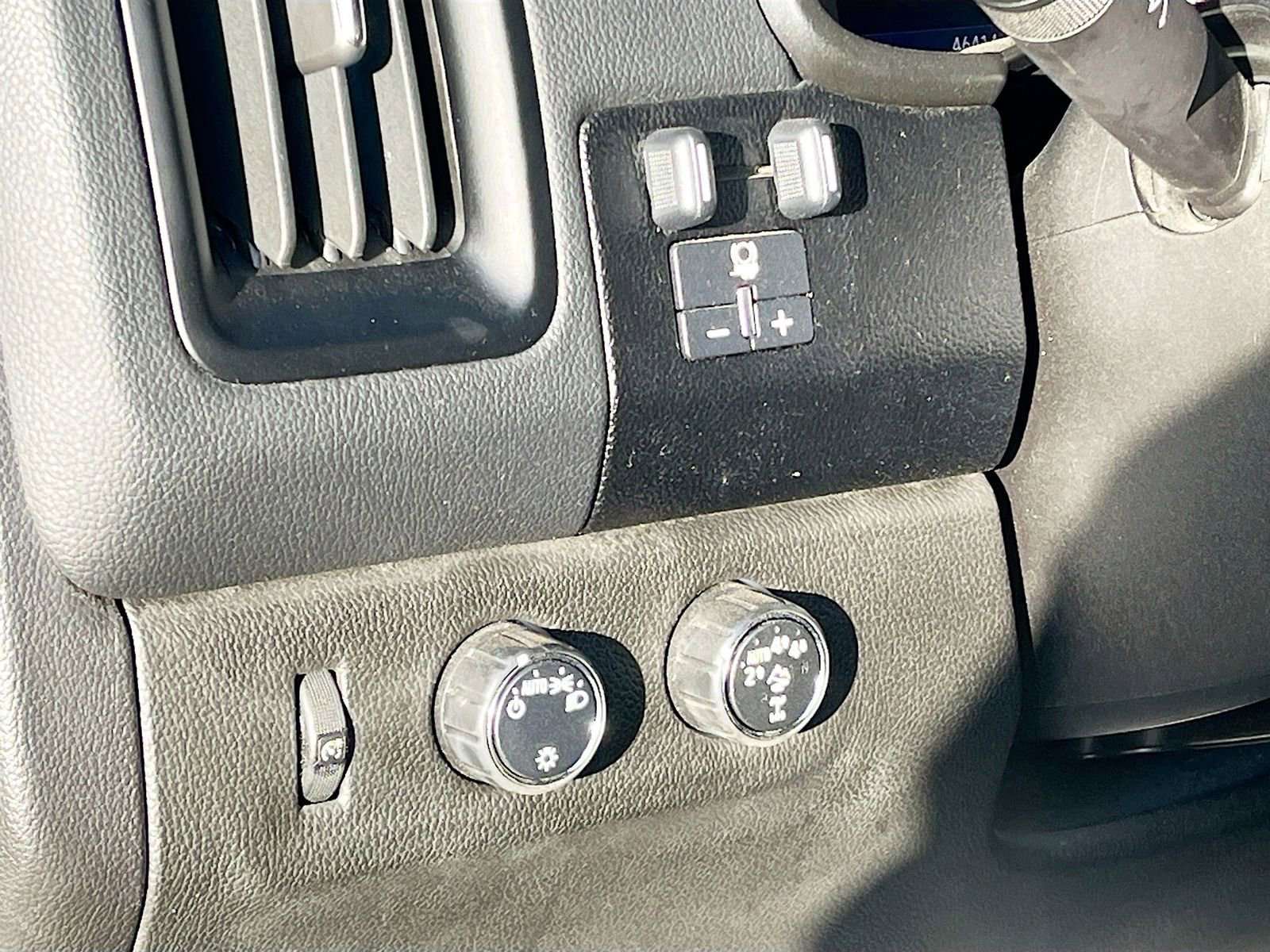 Used 2021 Chevrolet Colorado ZR2 image 10