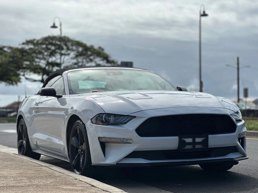 Used 2022 Ford Mustang Convertible w/ Black Accent Package image 13